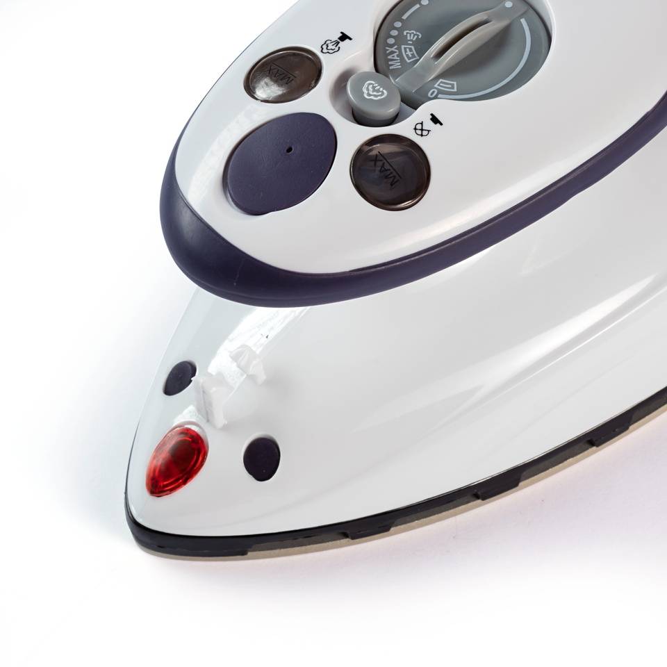 Prym Love: Mini Steam Iron with UK Plug