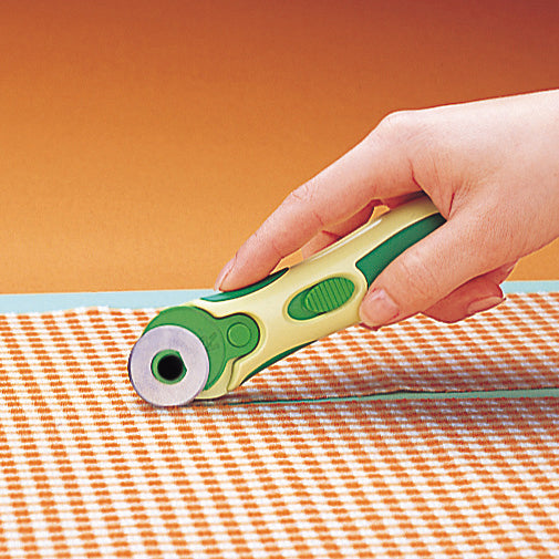 Clover Rotary Cutter: Soft Cushion: 28mm - 0