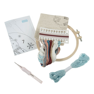 Trimits Punch Needle Kit Ð Floss and Hoop: Christmas Polar Bear, 15.2cm Diameter, Includes Floss, Hoop, Fabric, Punch Needle, and Instructions