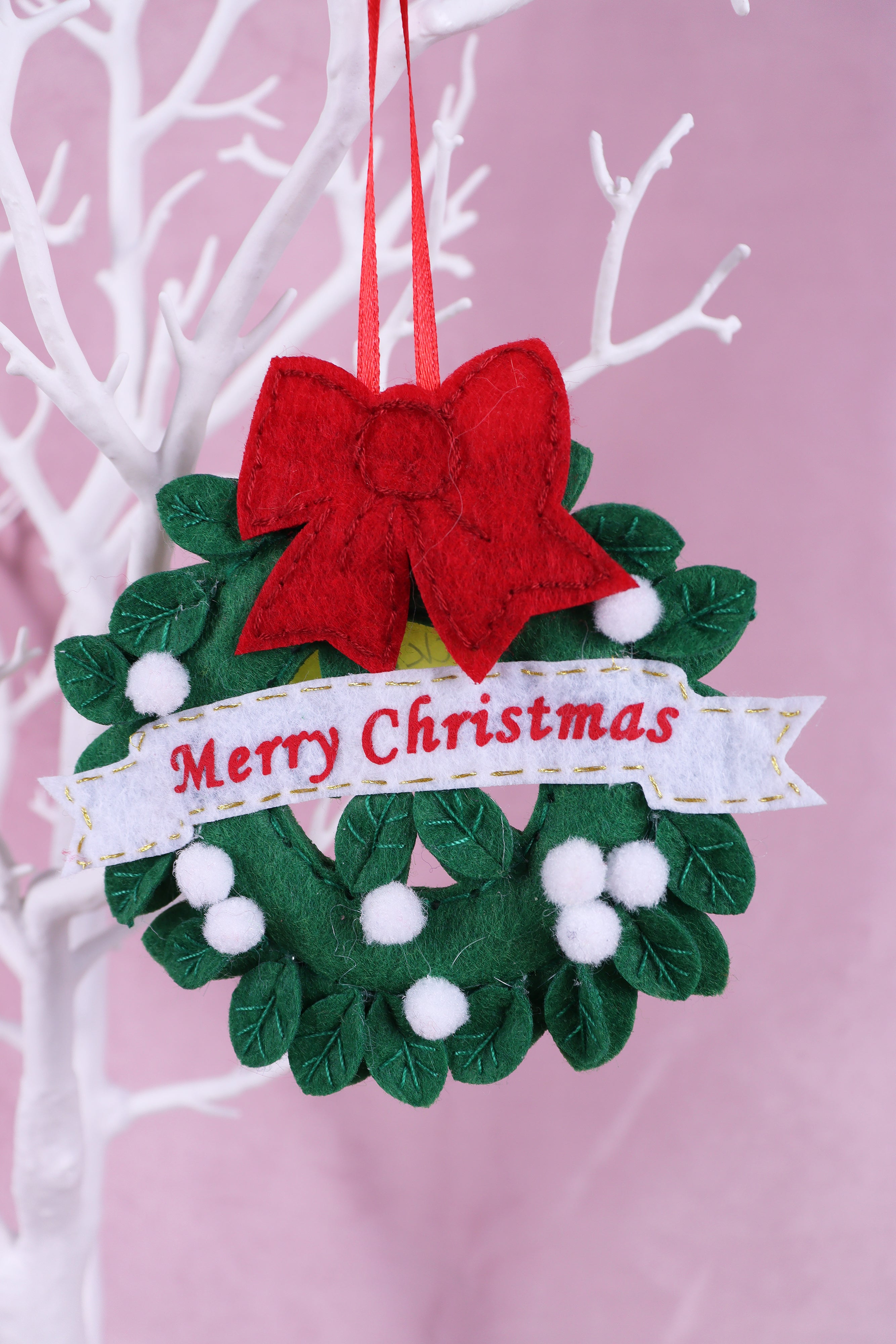 Trimits Felt Decoration Kit Ð Christmas Nordic Snowflake, 9x12cm, Includes Felt Shapes, Stuffing, Beads, Sequins, Thread, and Pom Poms