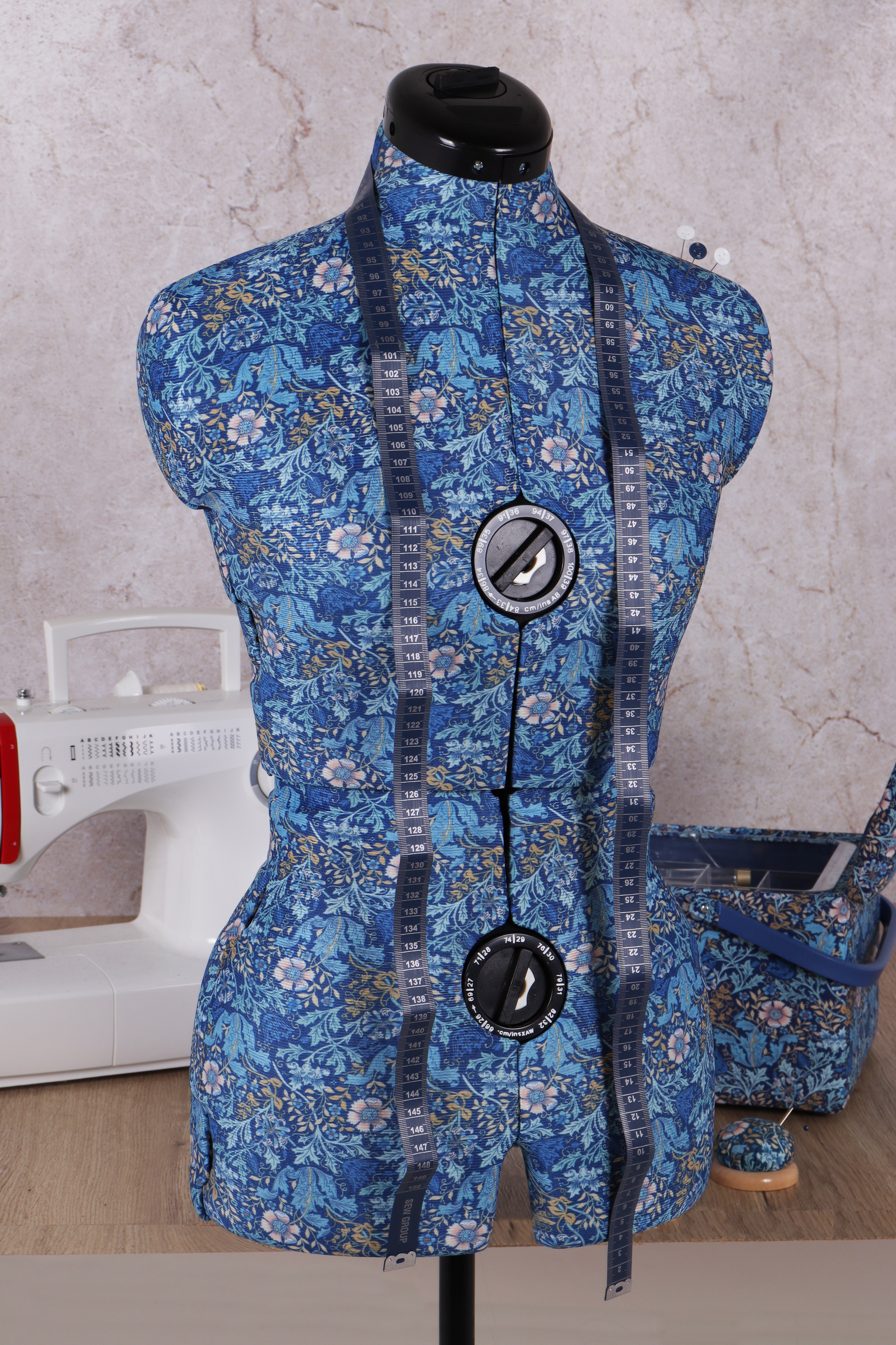 Hobby Gift: Adjustable Dress Form Dressmaker's Mannequin – Woodblock Floral Print