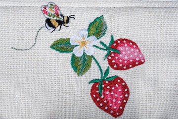 Hobby Gift: Knitting Bag: Embroidered: Strawberry Greenhouse: Item size: (d/w/h) 16 x 43 x 19cm. - 0
