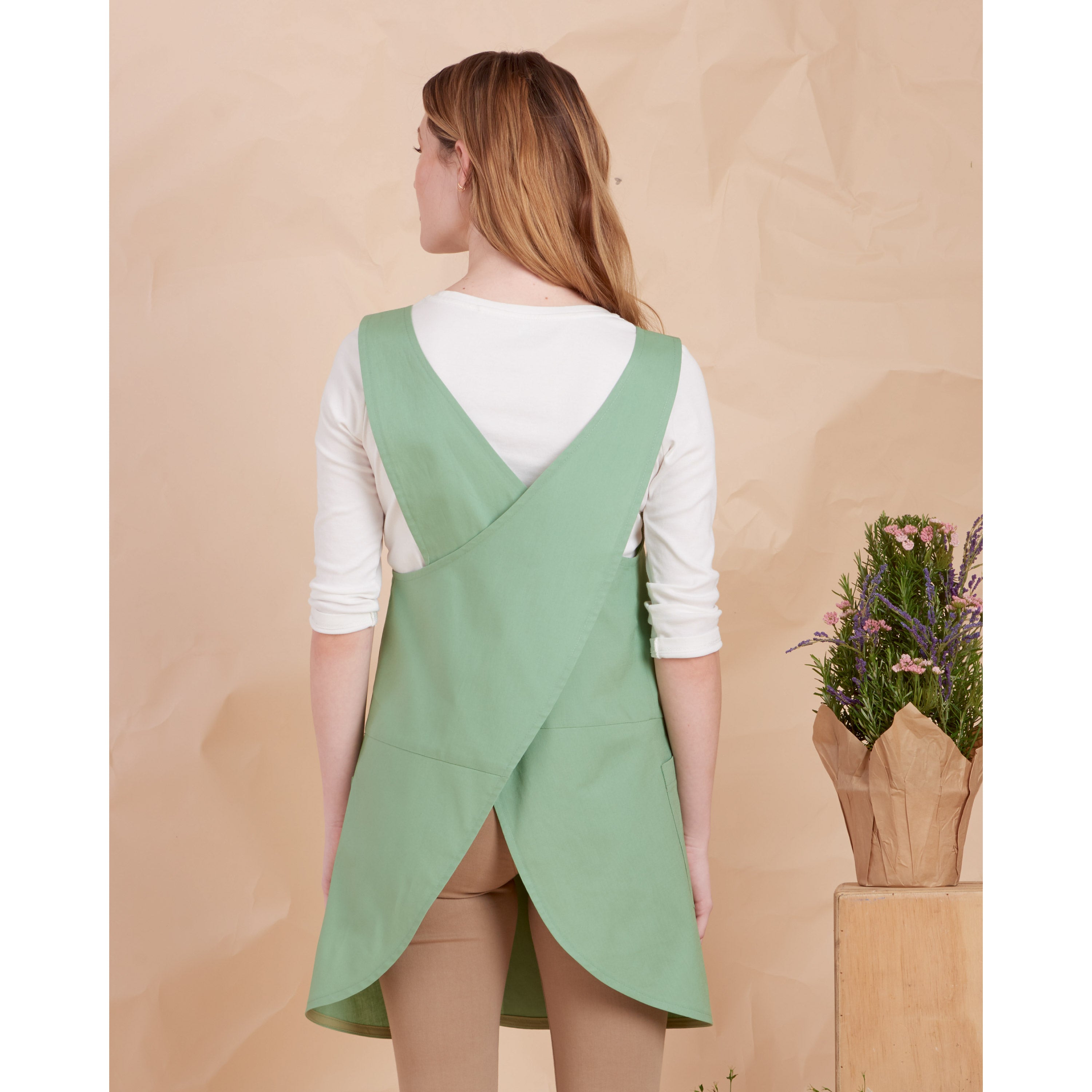 Simplicity Sewing Pattern S9564 MISSES' APRONS