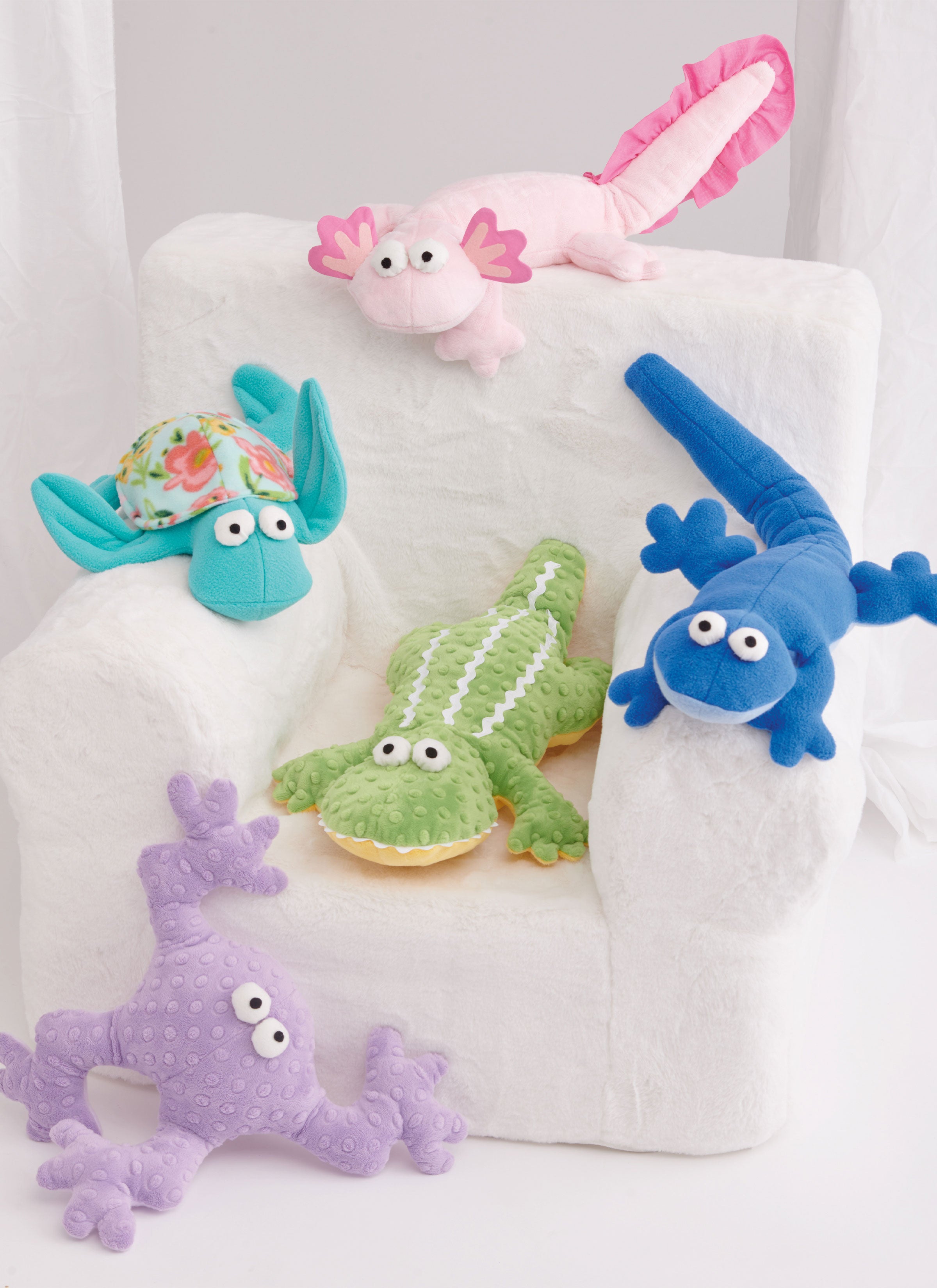 Simplicity Sewing Pattern S9806 PLUSH REPTILES